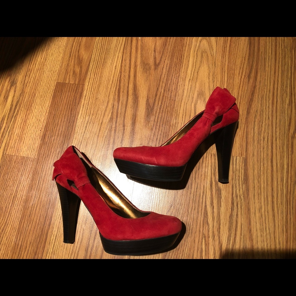 Jessica Simpson Heels - Picture 2 of 2